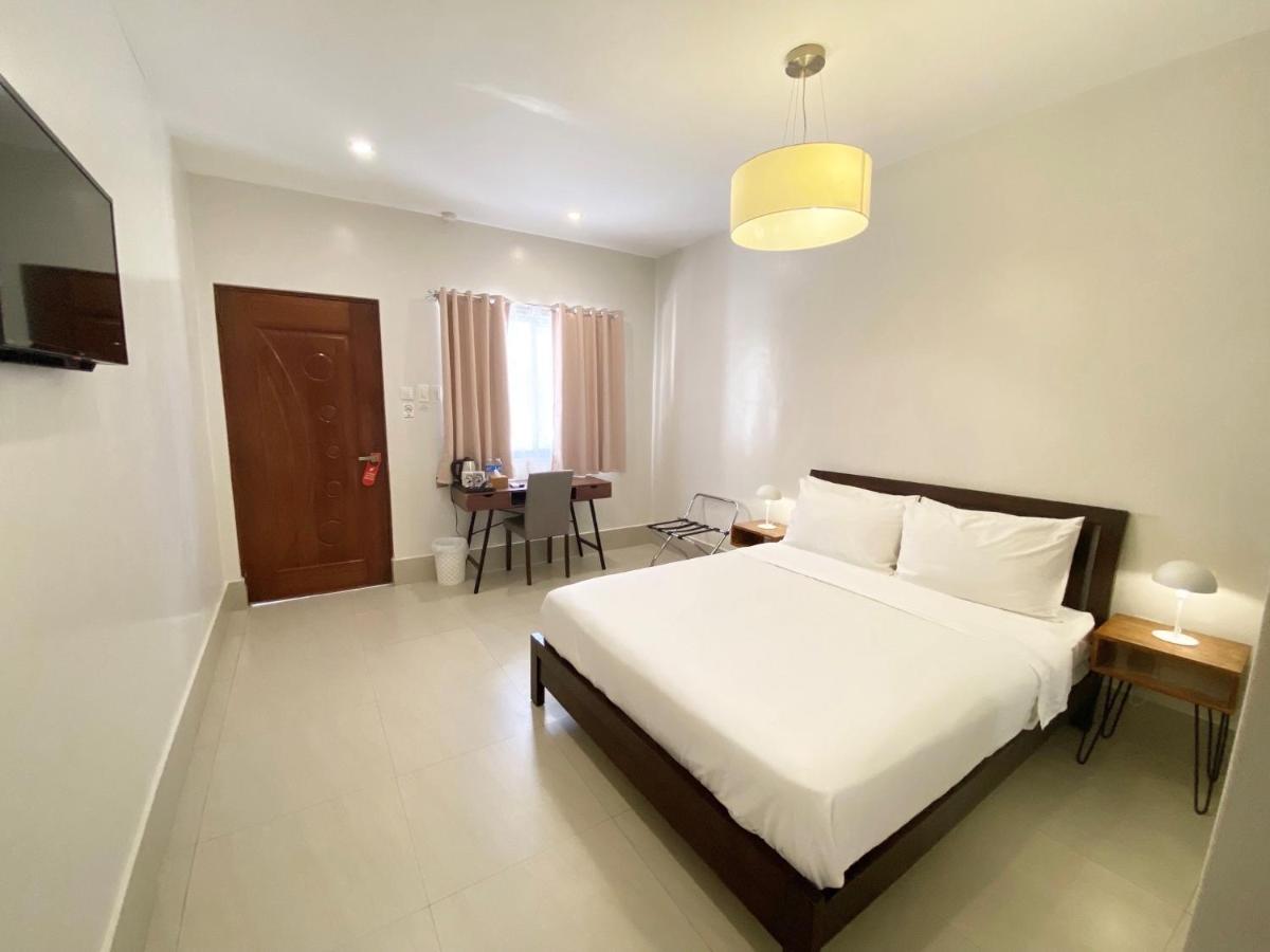 ฮาร์มาน สวีท โมลโบล Hotel โมอัลโบอัล ภายนอก รูปภาพ