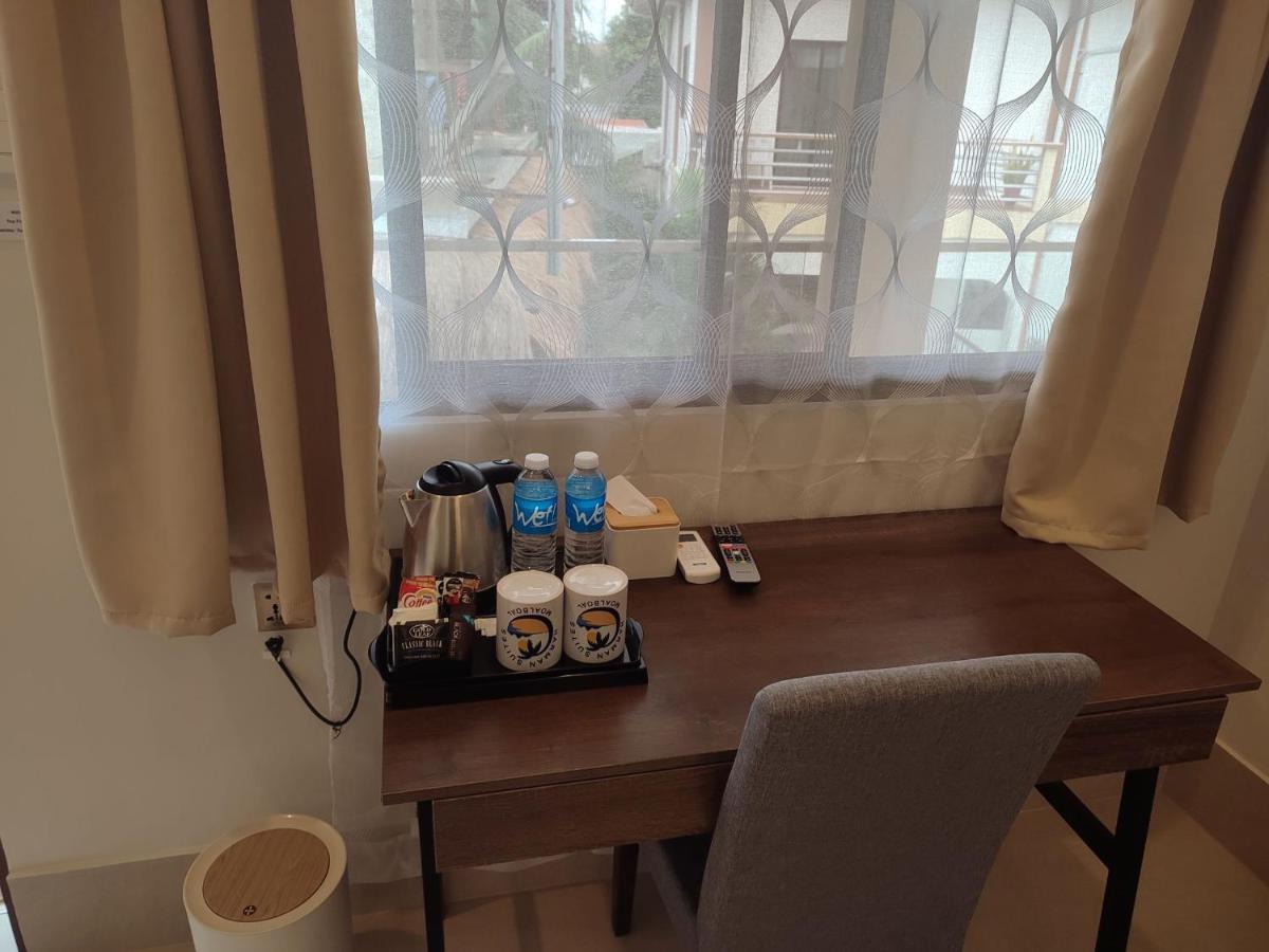 ฮาร์มาน สวีท โมลโบล Hotel โมอัลโบอัล ภายนอก รูปภาพ