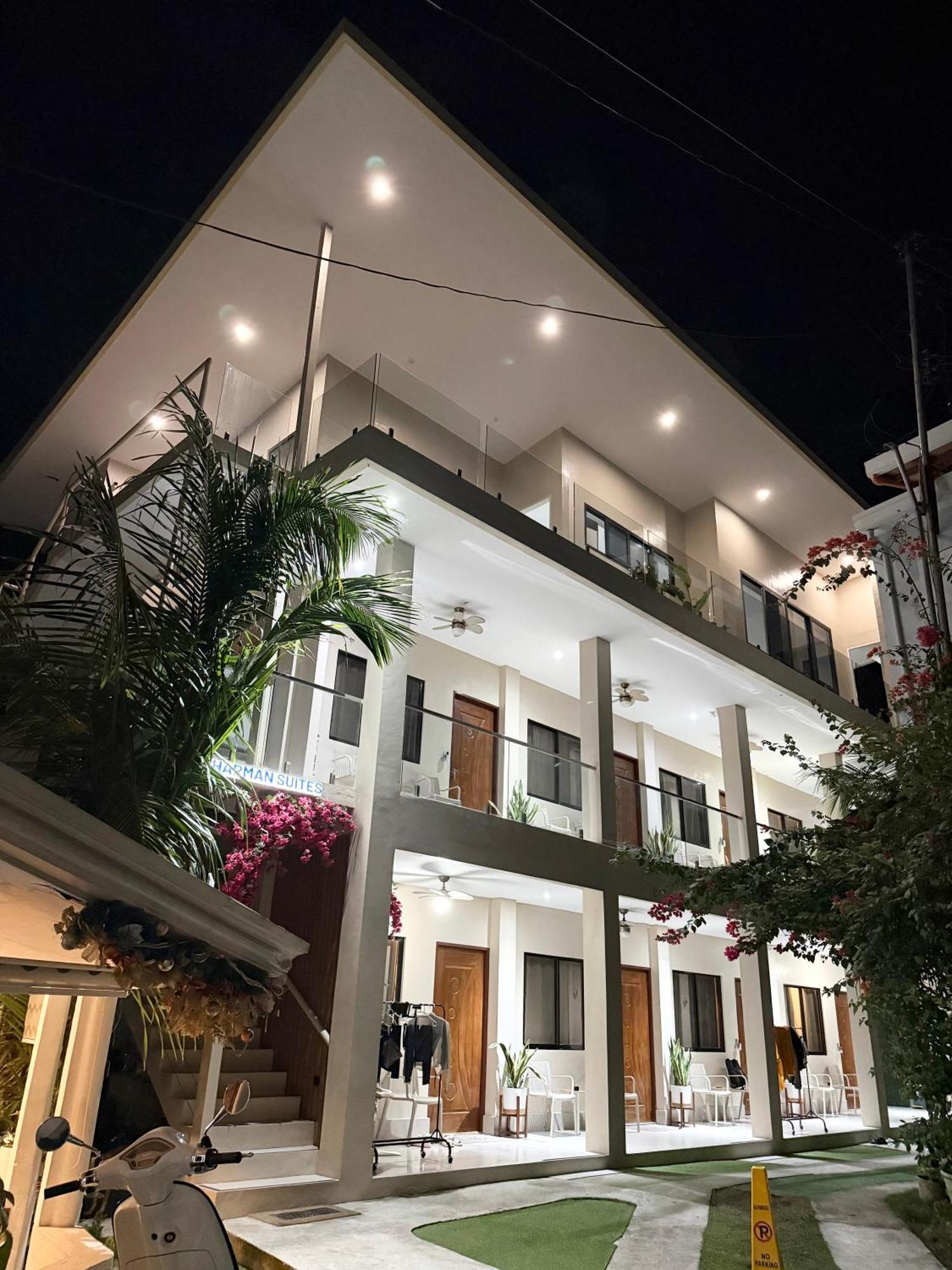 ฮาร์มาน สวีท โมลโบล Hotel โมอัลโบอัล ภายนอก รูปภาพ